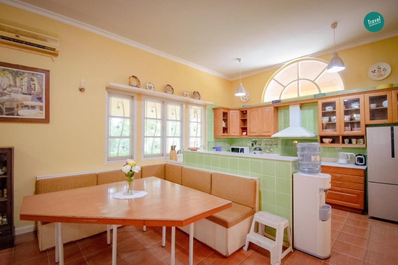 300M From Beach - Luxury Mediterranean Holiday House - Pets Welcome بانغ ساري المظهر الخارجي الصورة