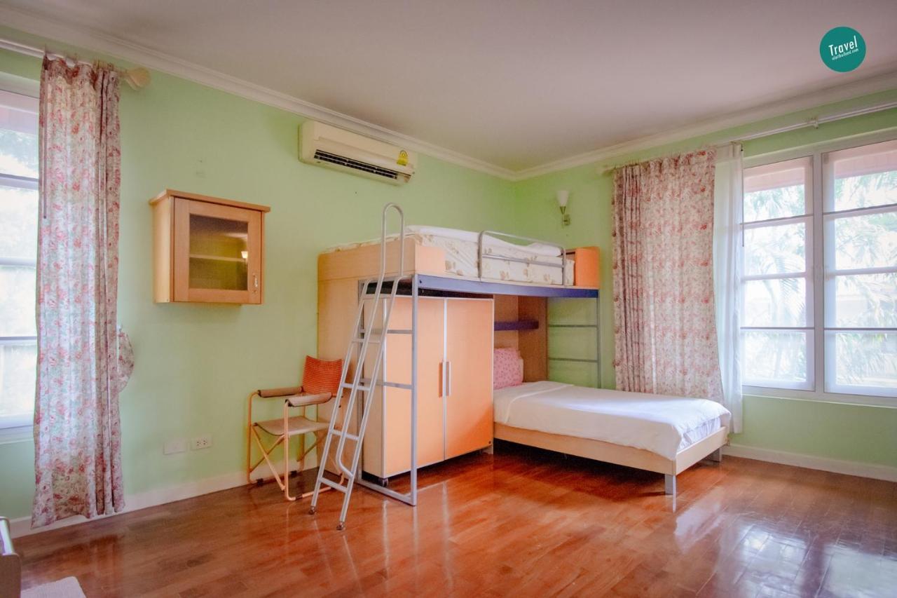 300M From Beach - Luxury Mediterranean Holiday House - Pets Welcome بانغ ساري المظهر الخارجي الصورة